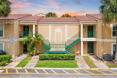 711 Riverside Dr #1421, Coral Springs, FL 33071