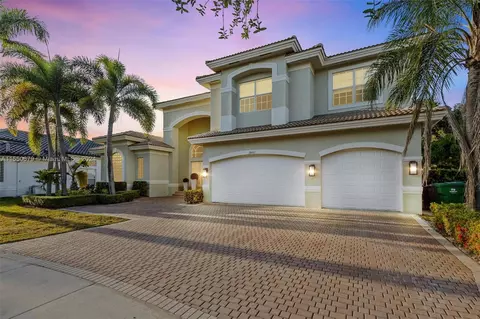 18611 SW 41st St, Miramar, FL 33029