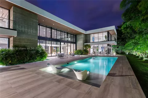 9737 W Broadview Dr, Bay Harbor Islands, FL 33154