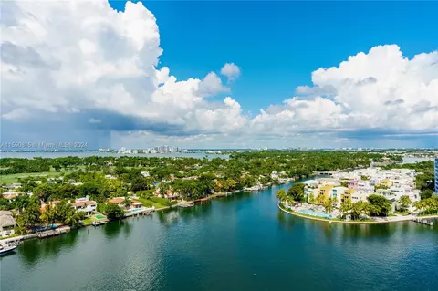 5838 Collins Ave #PHB, Miami Beach, FL 33140