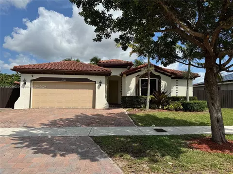 15315 SW 173rd St, Miami, FL 33187