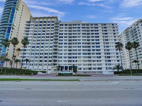 5005 Collins Ave #725, Miami Beach, FL 33140