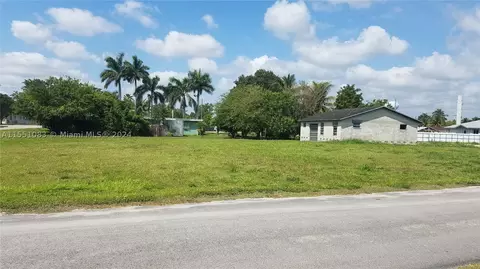 238 NW 2nd St, Florida City, FL 33034
