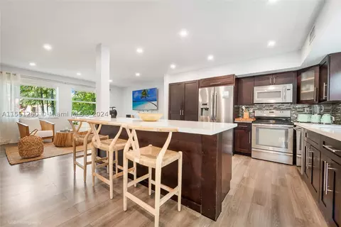 330 Alesio Ave, Coral Gables, FL 33134