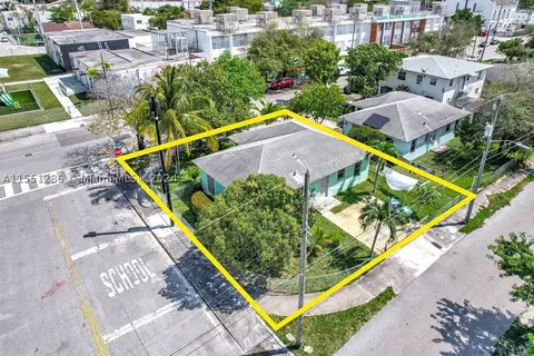 1858 NW 1st Pl, Miami, FL 33136