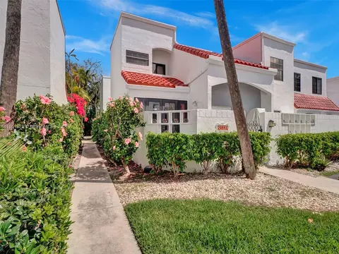 20941 Bay Ct #121-2, Aventura, FL 33180