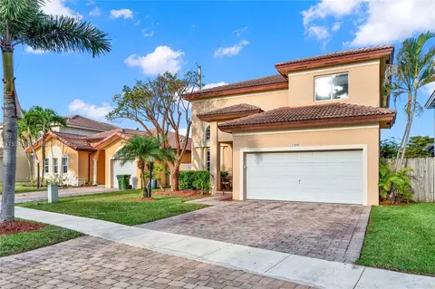 1280 NE 41st Pl, Homestead, FL 33033