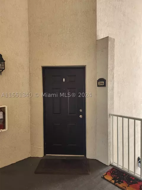 11601 NW 89th St #206, Doral, FL 33178