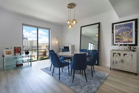 8390 SW 72nd Ave #901 PH, Miami, FL 33143