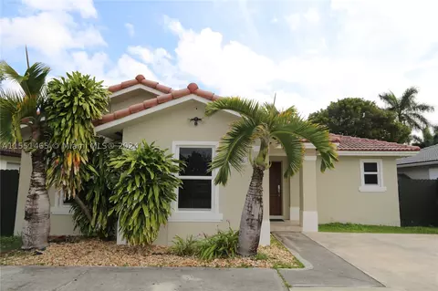 27953 SW 136th Pl, Homestead, FL 33032