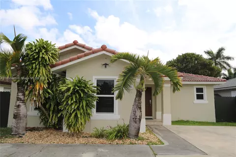 27953 SW 136th Pl, Homestead, FL 33032