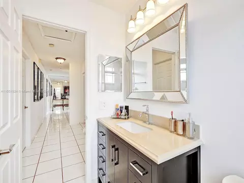 Entry Way - 19824 NW 86th Ct, Hialeah, FL 33015 photo 3 of 3