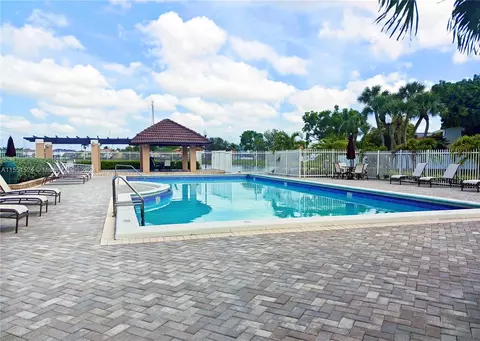 Exterior - 19824 NW 86th Ct, Hialeah, FL 33015 photo 12 of 12