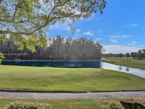 900 SW 125th Way #209R, Pembroke Pines, FL 33027