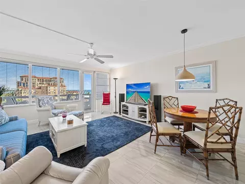 3111 N Ocean Dr #704, Hollywood, FL 33019