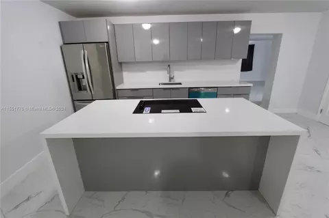 4258 Palm Ave, West Palm Beach, FL 33406