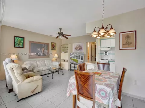 3177 S Ocean Dr #124, Hallandale Beach, FL 33009