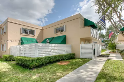 14342 SW 98th Ter, Miami, FL 33186
