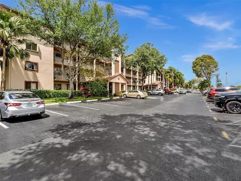 1200 SW 124th Ter #301O, Pembroke Pines, FL 33027