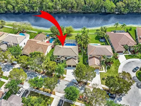 768 Verona Lake Dr, Weston, FL 33326