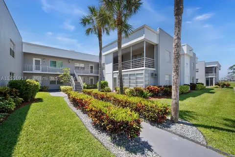 162 Burgundy D #162, Delray Beach, FL 33446