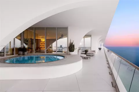 16901 Collins Ave #PH5603, Sunny Isles Beach, FL 33160