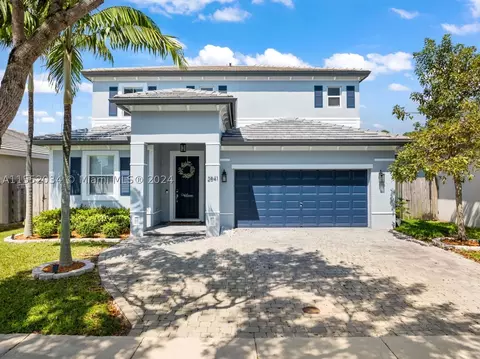 2841 NE 1st Dr, Homestead, FL 33033