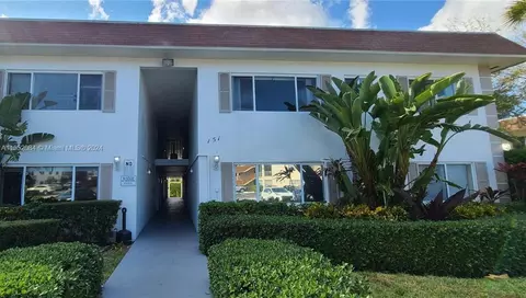 151 SE 6th Ave #11, Pompano Beach, FL 33060