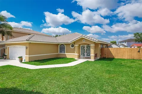 7874 SW 162nd Pl, Miami, FL 33193