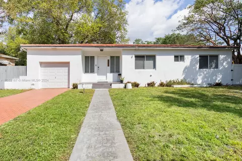 965 NE 130th St, North Miami, FL 33161