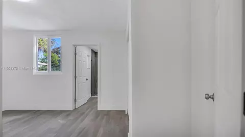 Entry Way - 790 SE 3rd Pl, Hialeah, FL 33010 photo 2 of 3