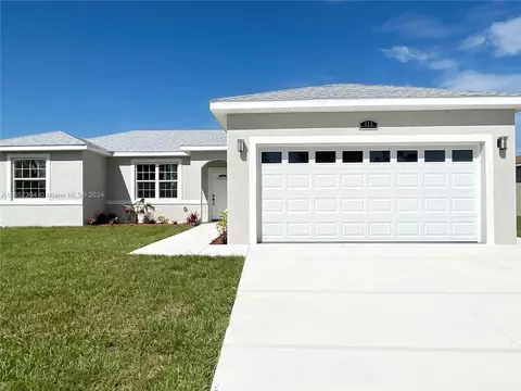 113 Fire Island Ave NE, Lake Placid, FL 33852