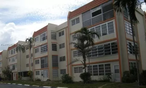 2251 NW 41st Ave #402, Lauderhill, FL 33313