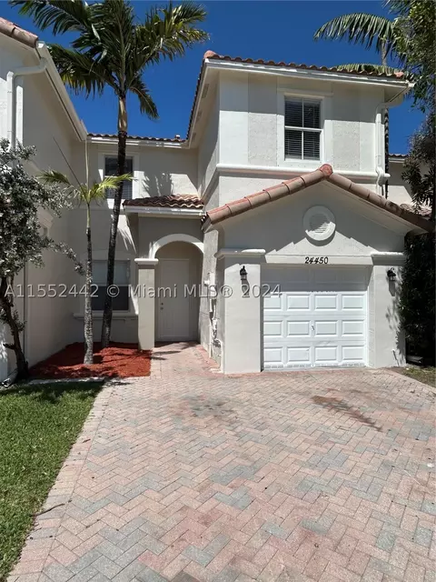 24450 SW 109th Pl, Homestead, FL 33032
