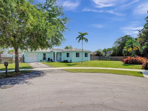 9230 SW 186th Ter, Cutler Bay, FL 33157