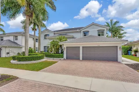 809 Regal Cove Rd, Weston, FL 33327