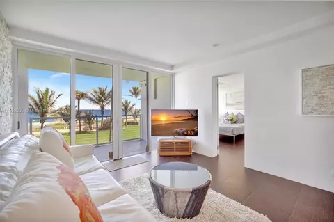 1041 Hillsboro Mile #8, Hillsboro Beach, FL 33062