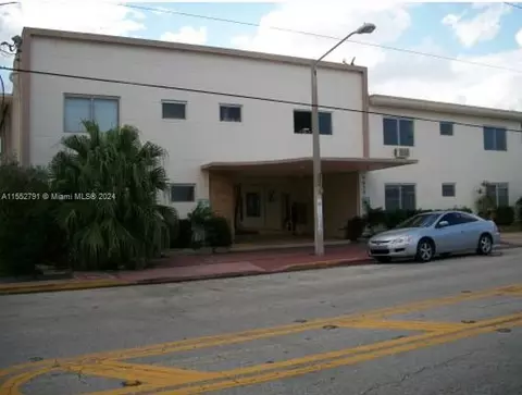 8420 Byron Ave #11, Miami Beach, FL 33141