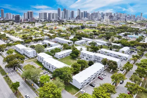 1940 NW 4th Ct #3, Miami, FL 33136