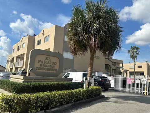 2640 W 76th St #213, Hialeah, FL 33016