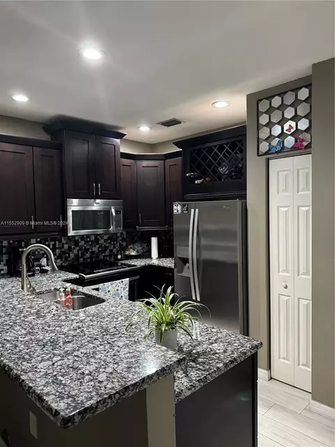 5773 NW 116th Ave #105, Doral, FL 33178