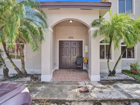 18857 NW 85th Ct UNIT 2906, Hialeah, FL 33015