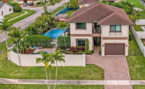 4850 NW 73rd Ave, Lauderhill, FL 33319