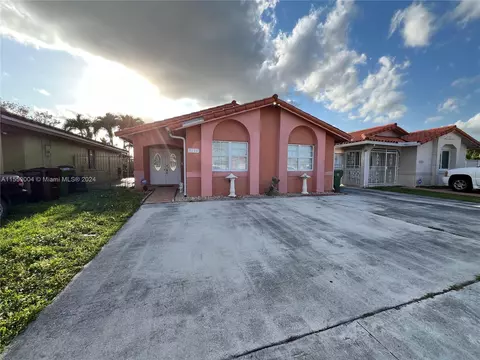 7178 W 29th Way, Hialeah, FL 33018