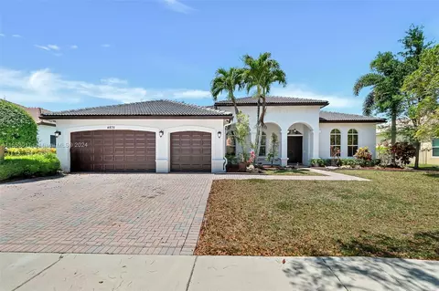 4875 Citrus Way, Cooper City, FL 33330