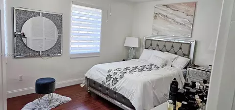 Bedroom - 1676 W 72nd St, Hialeah, FL 33014 photo 6 of 8