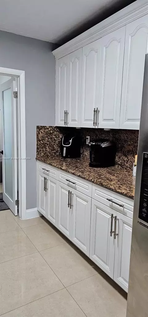 Other - 1676 W 72nd St, Hialeah, FL 33014 photo 1 of 19