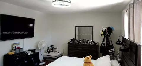Bedroom - 1676 W 72nd St, Hialeah, FL 33014 photo 1 of 8