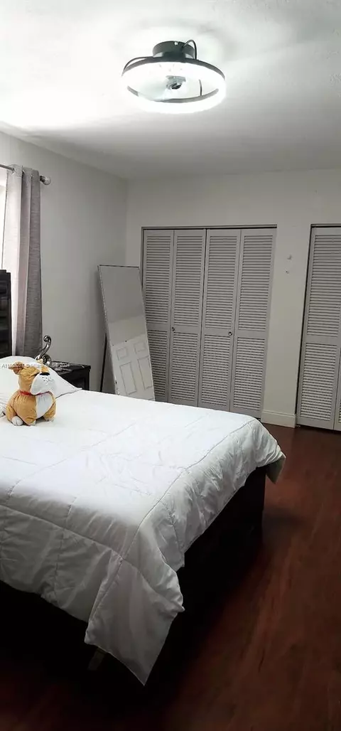 Bedroom - 1676 W 72nd St, Hialeah, FL 33014 photo 4 of 8