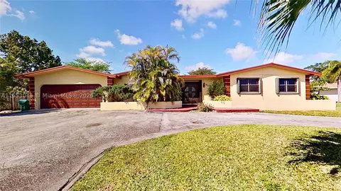 8965 SW 126th Ter, Miami, FL 33176